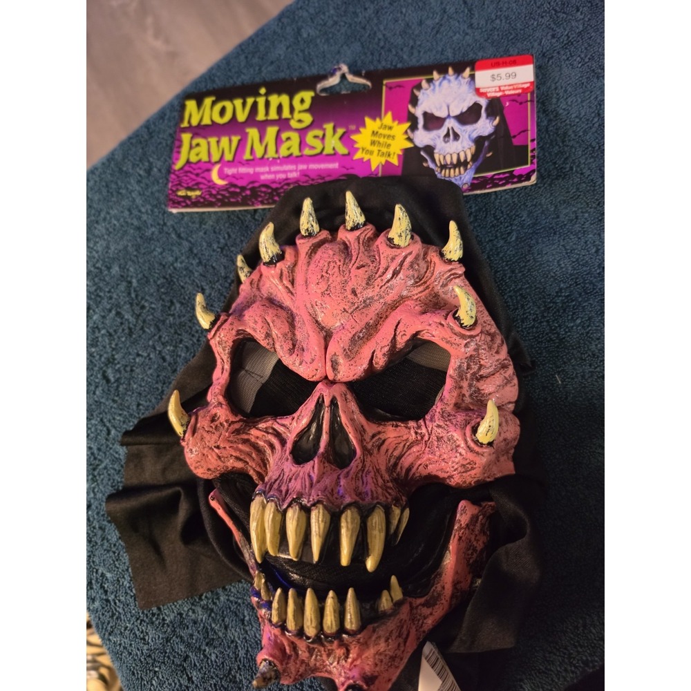 Vintage Easter Unlimited Spiked Skull Red Hooded Halloween Mask  Fun World